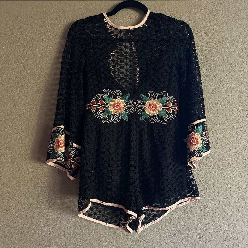 Black lace romper with flower embroidery